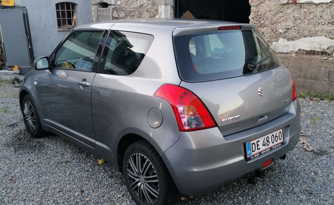 Suzuki Swift 1,3 Ddis DE48060