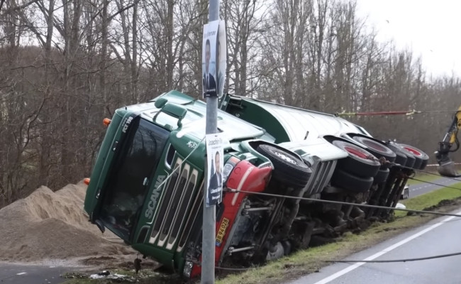 Scania R 520 6x2 BB94028