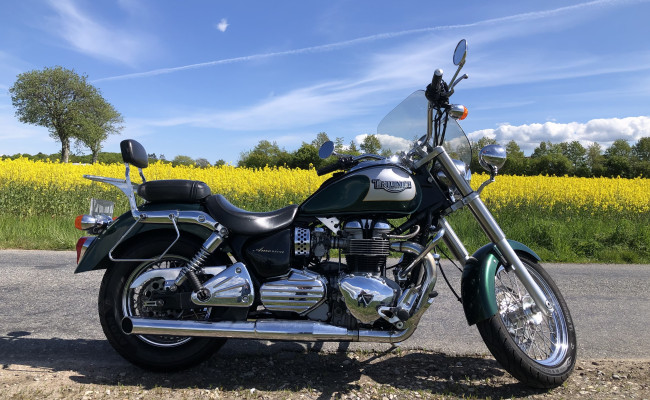 Triumph Bonneville America DZ45419