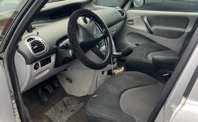 Citroen Xsara Picasso 1,6 I 16v DS87447