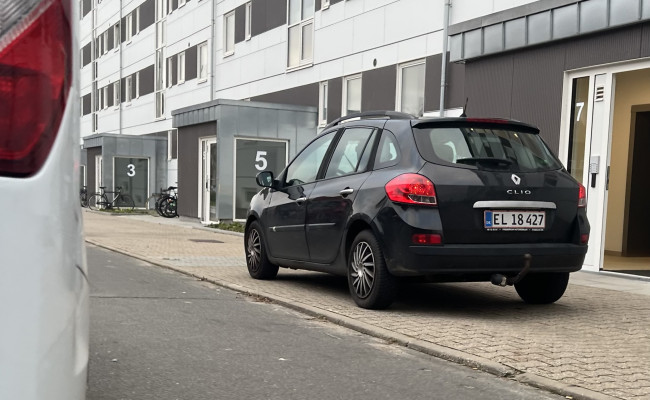 Renault Clio Sport Tourer 1,2 16v 75 EL18427