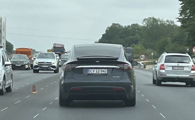 Tesla Model X Long Range 5-dr Fixed Ratio Ingen CV12042