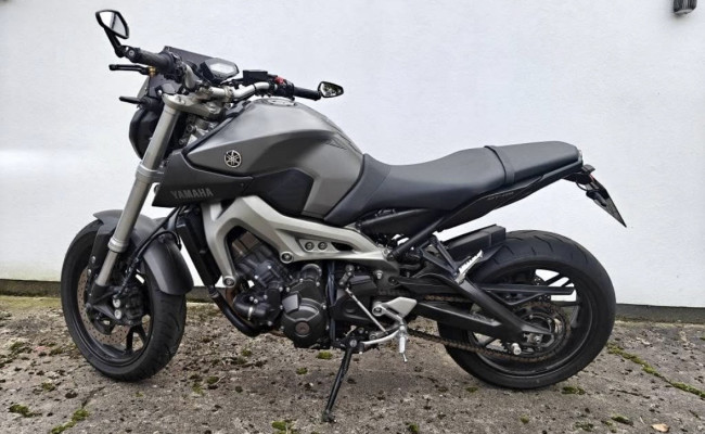 Yamaha Mt -09 Rn296 (a/06) CE20079