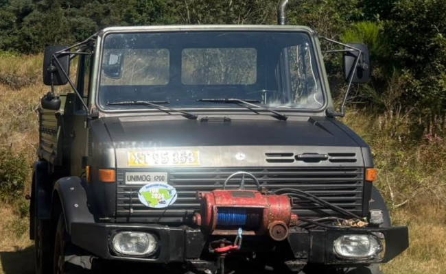 Mercedes-benz - Uoplyst XT95858