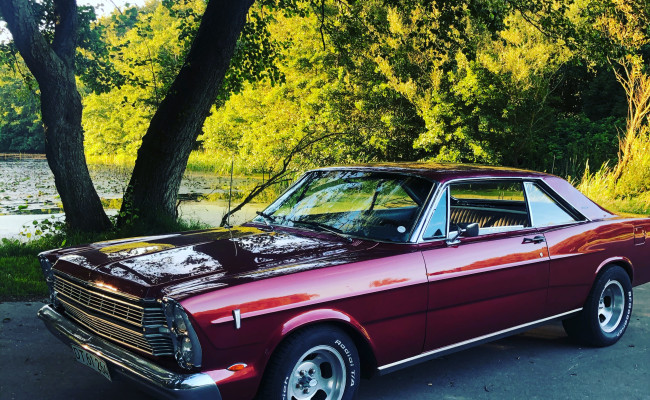Ford Galaxie Uoplyst DT61264