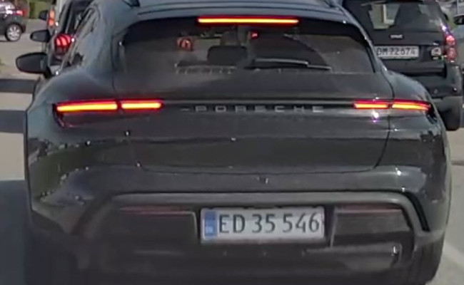 Porsche Taycan 4 ED35546