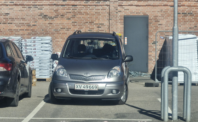 Toyota Yaris 1,3 Verso Aut XV49669