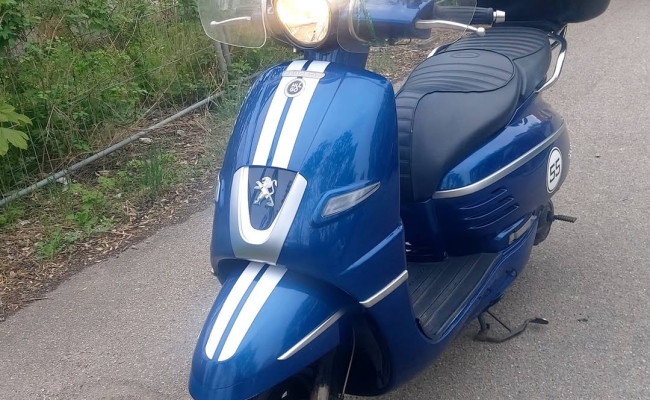 Peugeot Django 30 EP6361