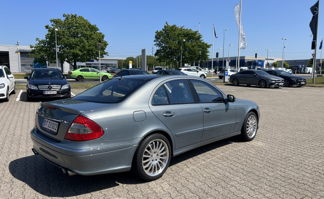 Mercedes-benz E 500 V8 DT22022