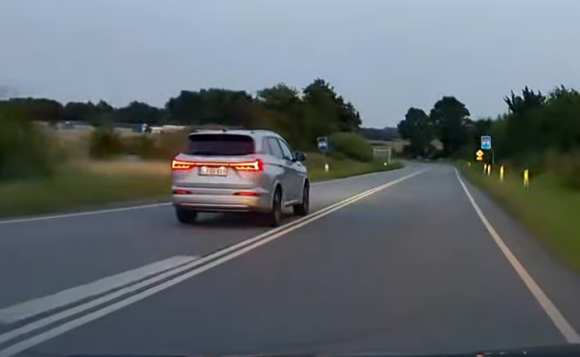 Dfsk Navor E5 Phev 1,5l 218hk Suv Cvt EJ21819