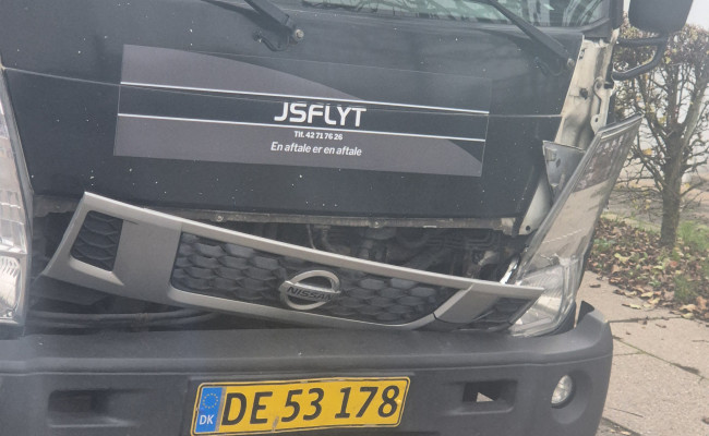 Nissan Cabstar 2.5d DE53178