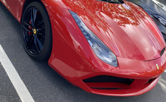 Ferrari 488 Spider EJ34645