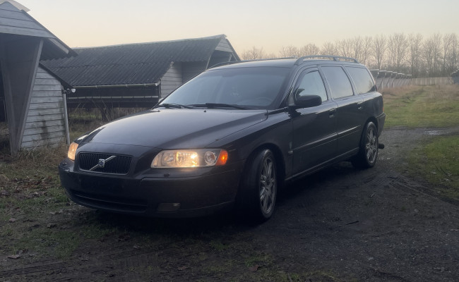 Volvo V 70 2,4 FB22770