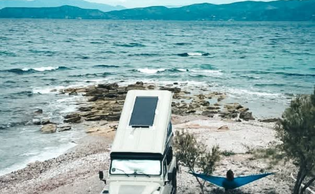 Land Rover Defender 110