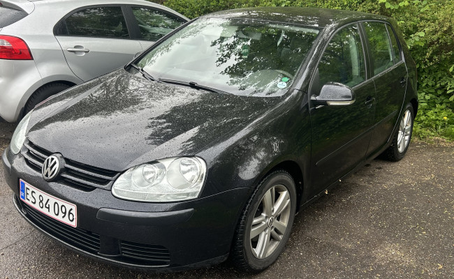 Volkswagen Golf 1,9 Tdi ES84096