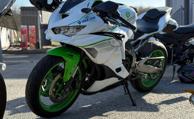 Kawasaki Ninja Zx-4rr S1 DY96954