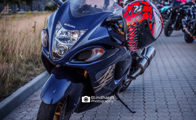 Suzuki Gsx1300r Uoplyst DZ13056