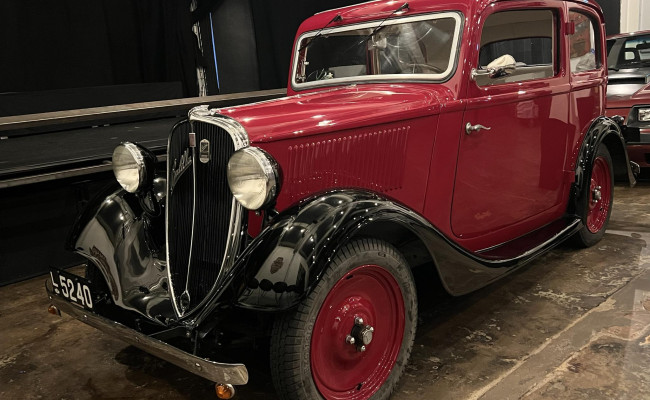 Fiat 508 Sedan L5240