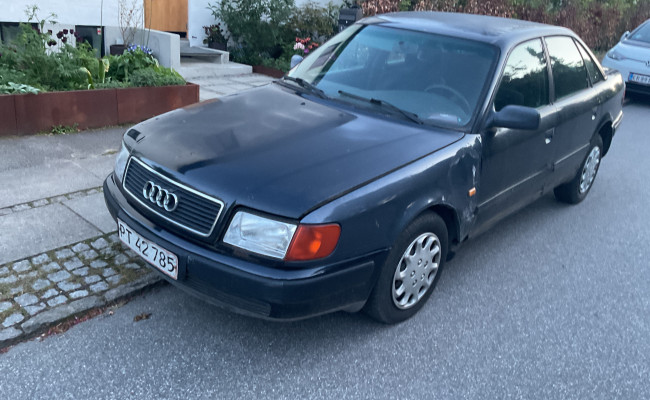 Audi 100 2,6 E PT42785