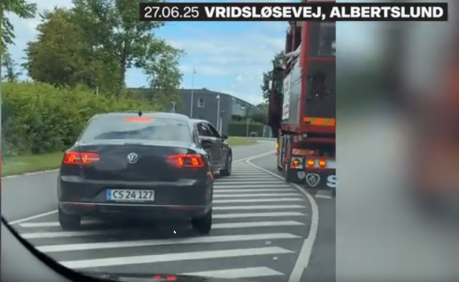 Volkswagen Passat 2,0 Tdi CS24127