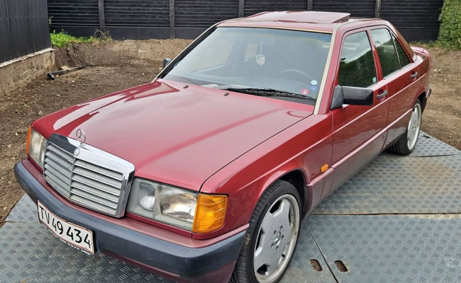 Mercedes-benz 190 E TV49434