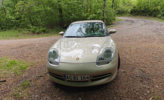 Porsche 911 Carrera 2 AG81164