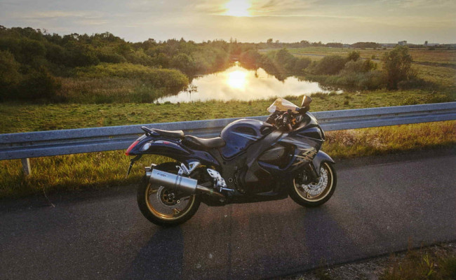 Suzuki Gsx1300r Uoplyst DZ13056